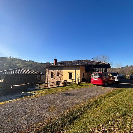 La Casona De Sovina Piloña Exterior foto